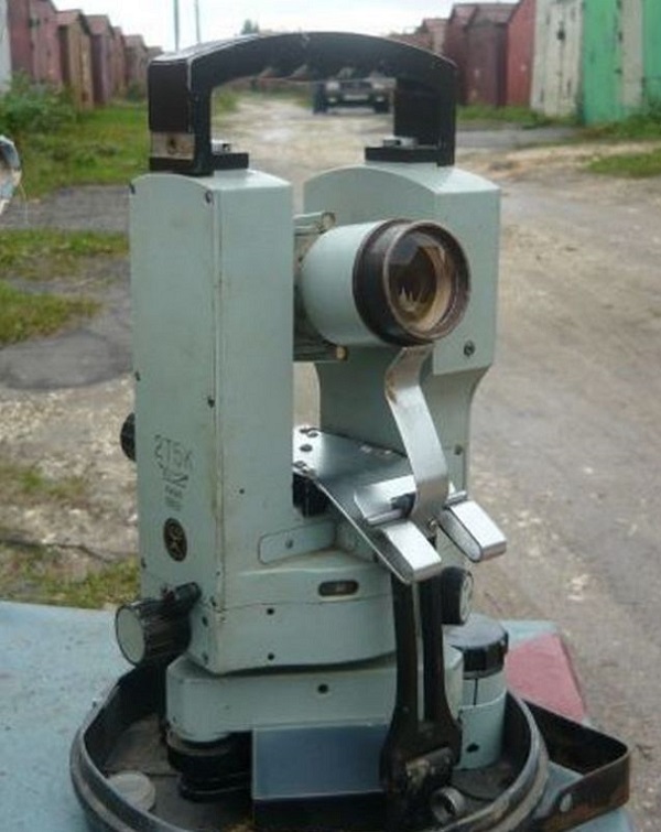 Теодолит 2Т5К Теодолит 2Т5К